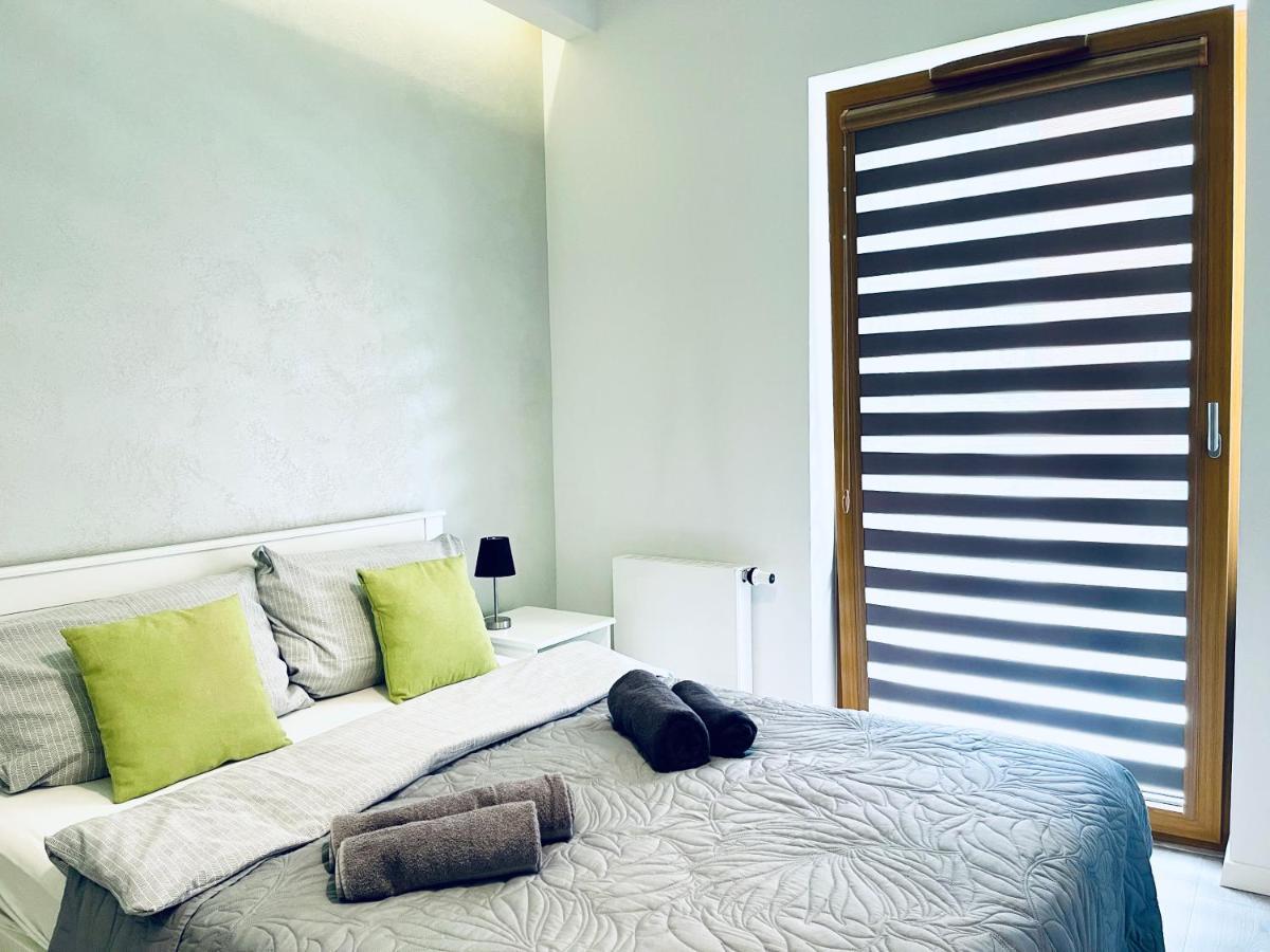 קרקוב Modern Silver Apartment מראה חיצוני תמונה